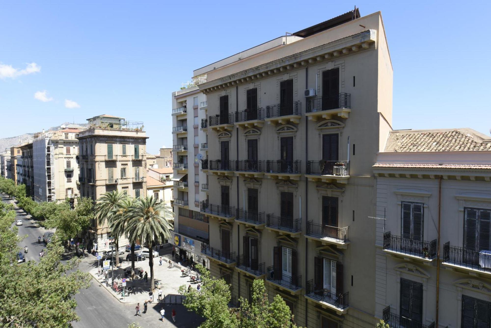 Hotel Roma 62, Palermo